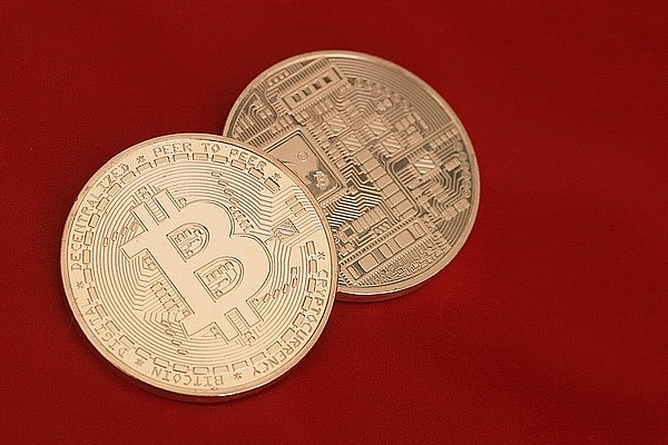 比特币强势反弹背后的秘密：ETF进展点燃市场热情